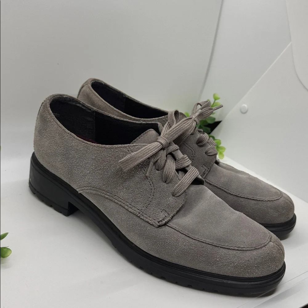 MUNRO VERANDA DERBY LACE-UP SUEDE LEATHER shoes- SIZE 8.5 Light Gray